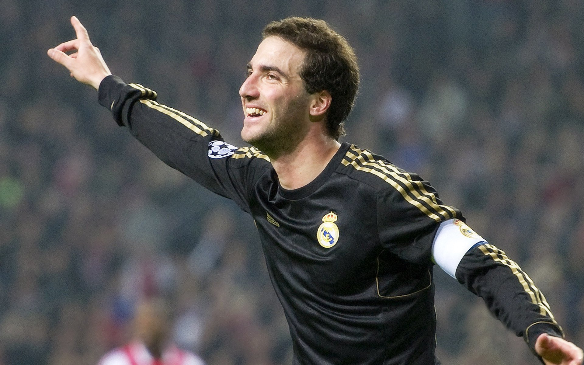 《王者荣耀》荣耀之巅冠军赛掀起高潮!